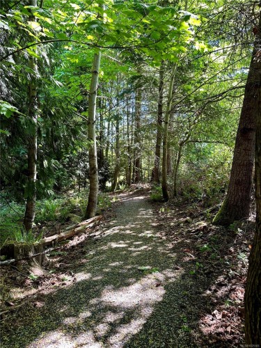 Sl 22 Bishops Walk Rd, Salt Spring, BC 