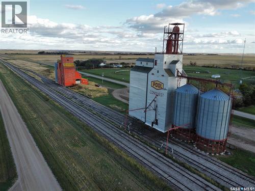 620 Railway Avenue, Conquest, SK 