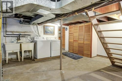 120 Cope Street, Hamilton, ON - Indoor Photo Showing Laundry Room