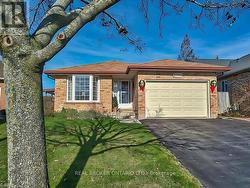 5999 ANDREA DRIVE  Niagara Falls, ON L2H 2Z9