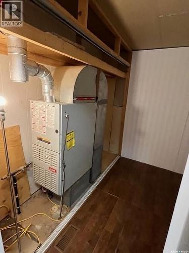 112 Main Street, Harris, SK - Indoor Photo Showing Basement