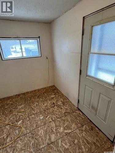 112 Main Street, Harris, SK - Indoor Photo Showing Other Room