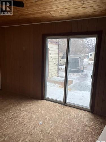 112 Main Street, Harris, SK - Indoor Photo Showing Other Room