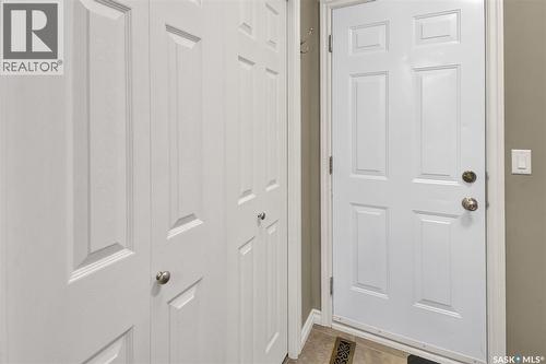 207 Kutz Crescent, Saskatoon, SK - Indoor Photo Showing Other Room