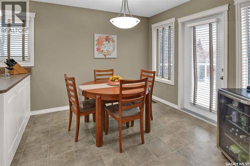 207 Kutz Crescent, Saskatoon, SK - Indoor Photo Showing Dining Room