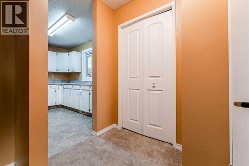 350 33 Avenue Ne, Calgary, AB - Indoor