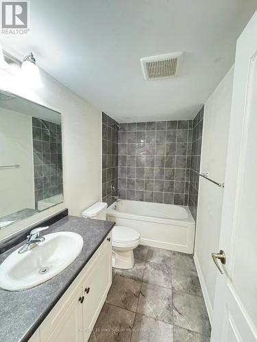 56 Cornell Centre Boulevard, Markham, ON - Indoor Photo Showing Bathroom
