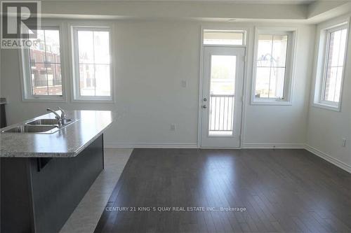 56 Cornell Centre Boulevard, Markham, ON - Indoor