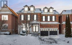 4653 COLOMBO CRESCENT  Mississauga, ON L5M 7R2