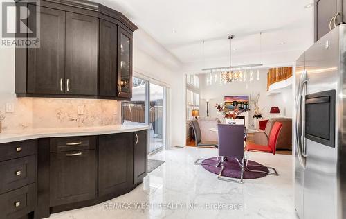 4653 Colombo Crescent, Mississauga, ON - Indoor