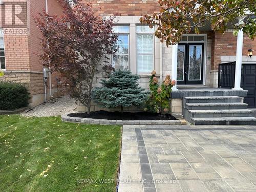 4653 Colombo Crescent, Mississauga, ON - Outdoor
