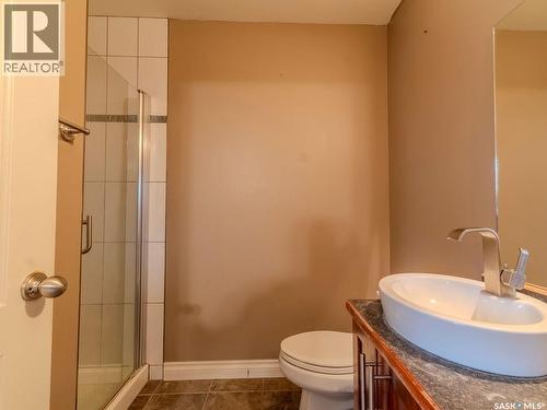 1804 1St Avenue N, Saskatoon, SK - Indoor Photo Showing Bathroom