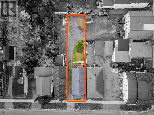 Lot lines approximate only - 140 Adolphus Street, Cornwall, ON - Outdoor