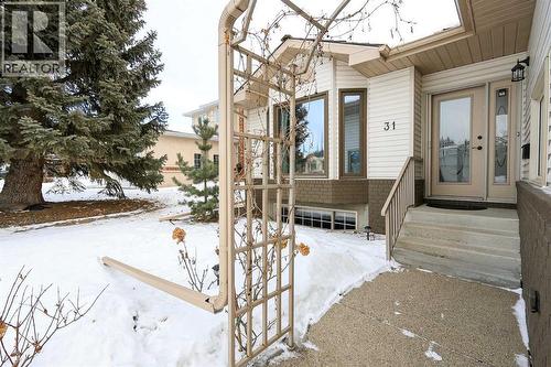 31 Armitage Close, Red Deer, AB - Outdoor