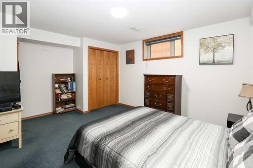 31 Armitage Close, Red Deer, AB - Indoor Photo Showing Bedroom