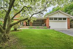 1616 ISLINGTON AVENUE Toronto, ON M9A 3M6