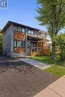347 ZEPHYR AVENUE  Ottawa, ON K2B 5Z9