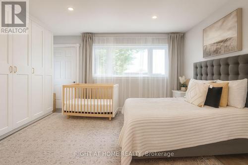 347 Zephyr Avenue, Ottawa, ON - Indoor Photo Showing Bedroom