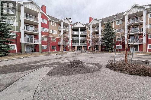 4417, 10 Prestwick Bay SE  Calgary, AB T2Z 0B4