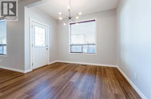 10 Everglen Crescent Sw, Calgary, AB - Indoor Photo Showing Other Room
