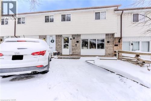 523 PARKVIEW Crescent Unit# 9  Cambridge, ON N3H 4Z9