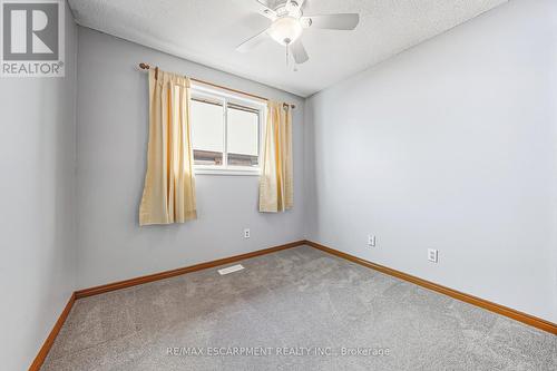 43 Everest Street, Hamilton, ON - Indoor Photo Showing Other Room
