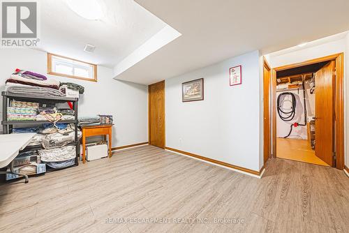 43 Everest Street, Hamilton, ON - Indoor Photo Showing Other Room