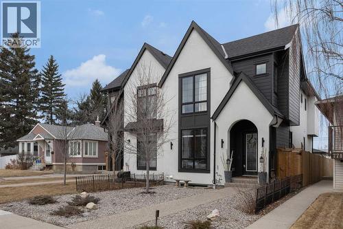 7712 36 Avenue Nw, Calgary, AB - Outdoor With Facade