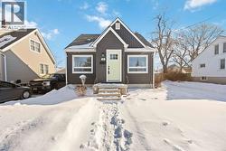 342 Park AVENUE  Sarnia, ON N7S 6K3