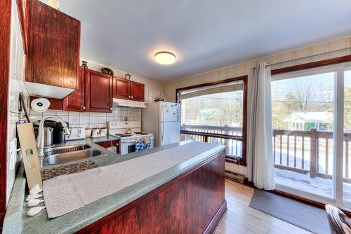 Cuisine - 10 Ch. Cascade, Gore, QC - Indoor Photo Showing Kitchen With Double Sink