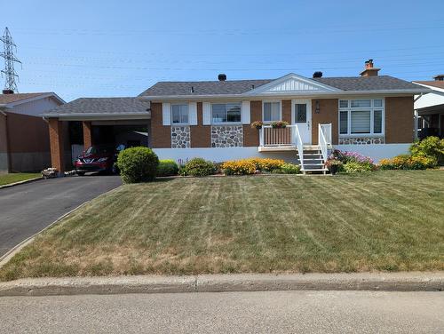 365 Rue Papillon  Laval (Auteuil), QC H7K 1E4