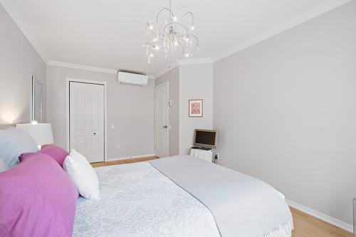 Chambre à coucher principale - 2-38 Av. Ste-Hélène, Saint-Lambert, QC - Indoor Photo Showing Bedroom