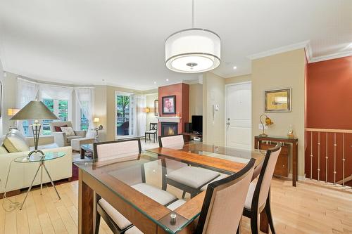 Salle à manger - 2-38 Av. Ste-Hélène, Saint-Lambert, QC - Indoor Photo Showing Dining Room