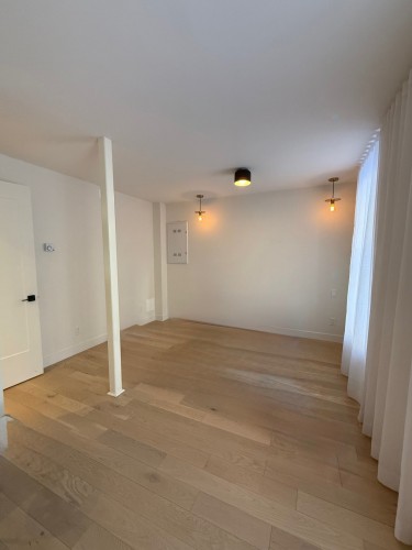 Chambre à coucher principale - 4048 Rue Cartier, Montréal (Le Plateau-Mont-Royal), QC - Indoor Photo Showing Other Room