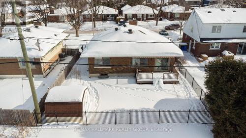 2004 Dorval Avenue, Ottawa, ON - Outdoor