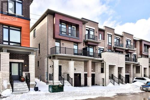 24 CUNLIFFE LANE  Ajax, ON L1S 7S9