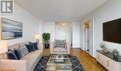 901 - 80 INVERLOCHY BOULEVARD  Markham, ON L3T 4P3