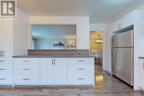 3646 Molly Avenue, Mississauga, ON - Indoor Photo Showing Other Room