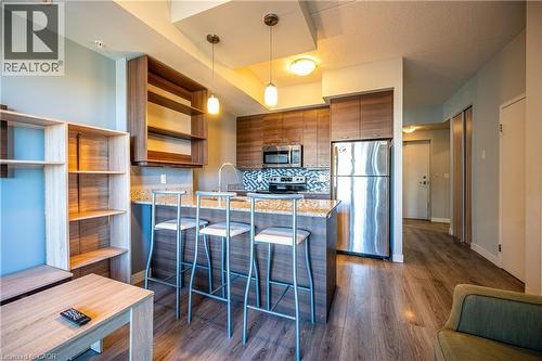 318 Spruce Street Unit# 1106, Waterloo, ON - Indoor Photo Showing Kitchen