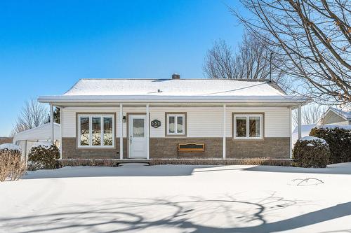 551 Rue Merrill  Coaticook, QC J1A 1X6