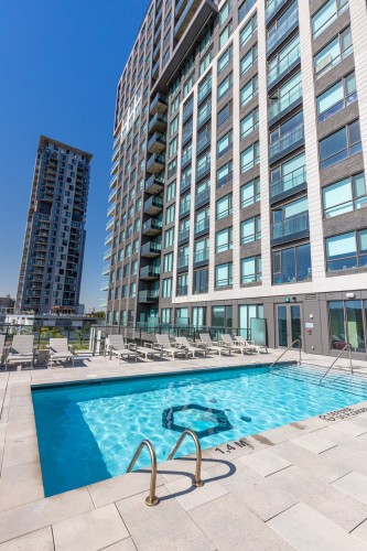 Pool - 802-2000 Rue Sauvé O., Montréal (Ahuntsic-Cartierville), QC - Outdoor With In Ground Pool With Facade