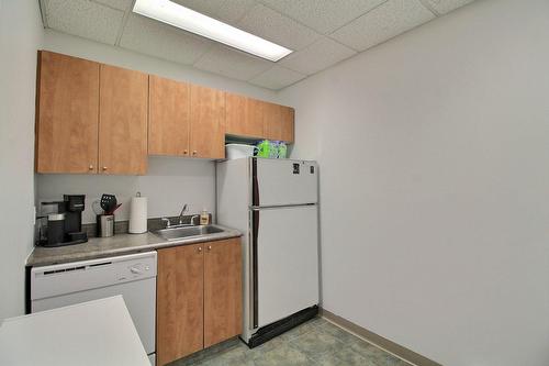 Cuisinette - 2864 Ch. Sullivan, Val-D'Or, QC - Indoor Photo Showing Kitchen