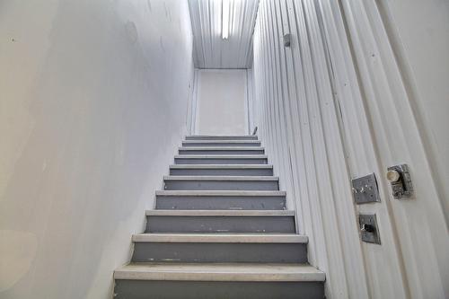 Escalier - 2864 Ch. Sullivan, Val-D'Or, QC - Indoor Photo Showing Other Room