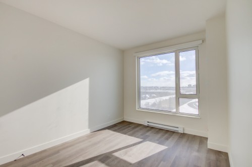 Chambre à coucher - 601-1900 Rue Yvette-Brillon, Montréal (Ahuntsic-Cartierville), QC - Indoor Photo Showing Other Room