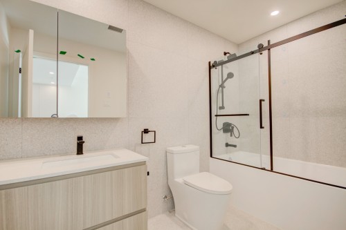 Salle de bains - 601-1900 Rue Yvette-Brillon, Montréal (Ahuntsic-Cartierville), QC - Indoor Photo Showing Bathroom