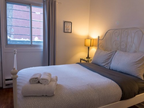 Chambre à coucher - 1-87 Rue Milton, Montréal (Le Plateau-Mont-Royal), QC - Indoor Photo Showing Bedroom