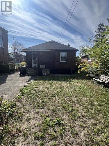 322 Cosburn Avenue, Toronto, ON - Outdoor