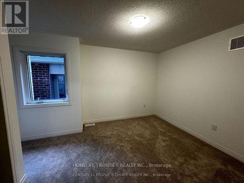 Upper - 33 Shepherd Drive, Barrie, ON - Indoor Photo Showing Other Room