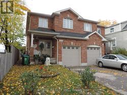 1016 CAVEN STREET  Mississauga, ON L5G 4J4