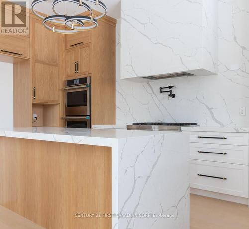 3108 Gillespie Trail, London South (South V), ON - Indoor Photo Showing Kitchen